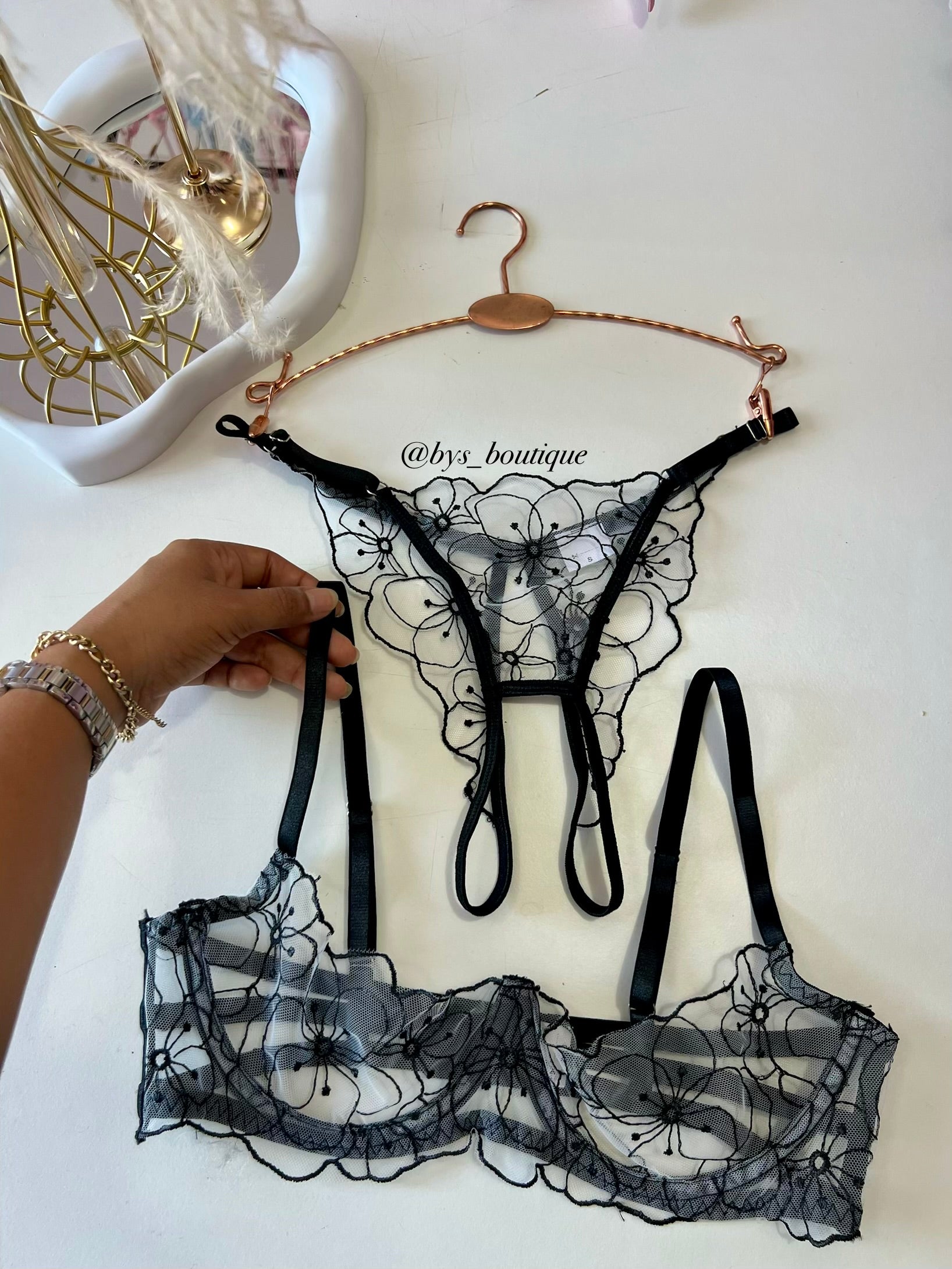 SET VALERIA
