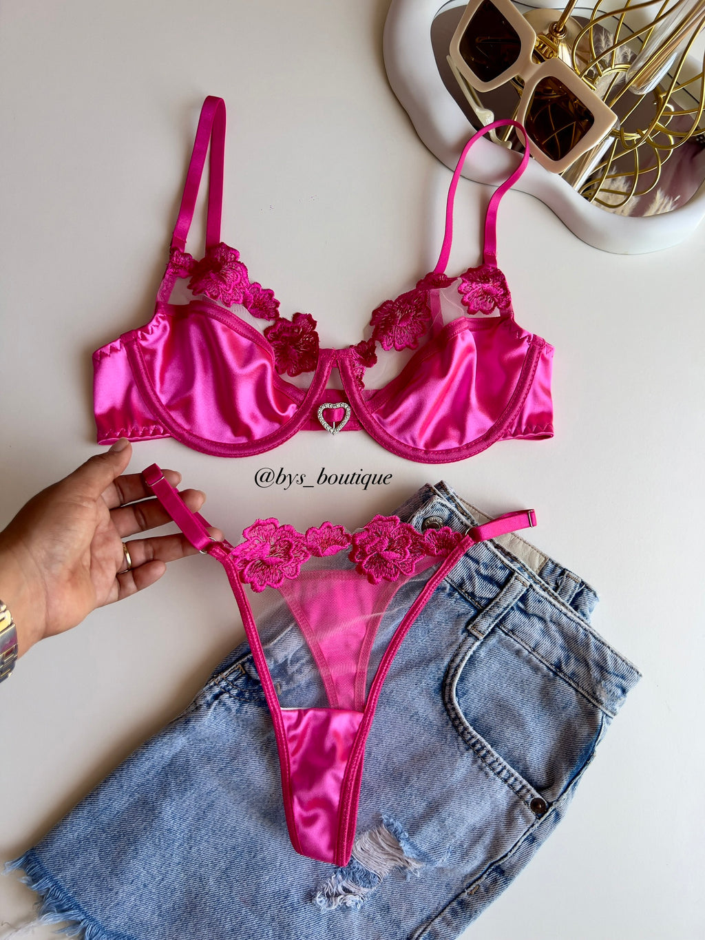 SET DAMARY